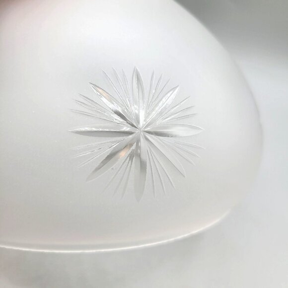 Frosted Cut to Clear Glass Lamp Shade Etched Starburst Design 7 Inch Fitter - Picture 2 of 7
